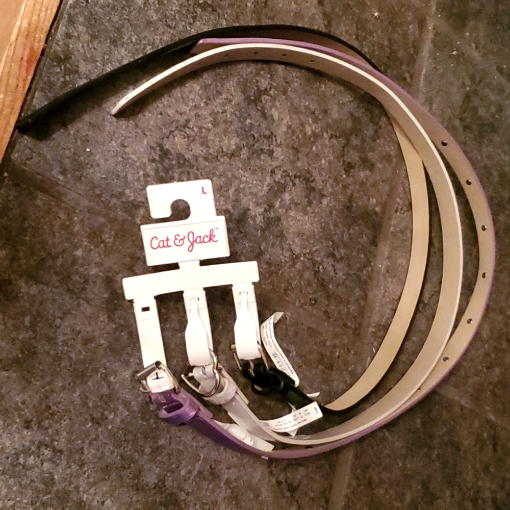 Brand new Girls Belt set Sz L